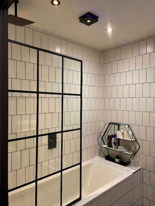 Cityzenretreat - Mezzanine Apartment Sleeps 4 Sheffield City Centre Dış mekan fotoğraf