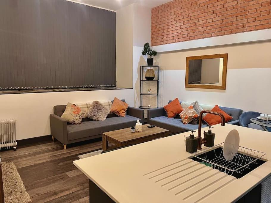 Cityzenretreat - Mezzanine Apartment Sleeps 4 Sheffield City Centre Dış mekan fotoğraf